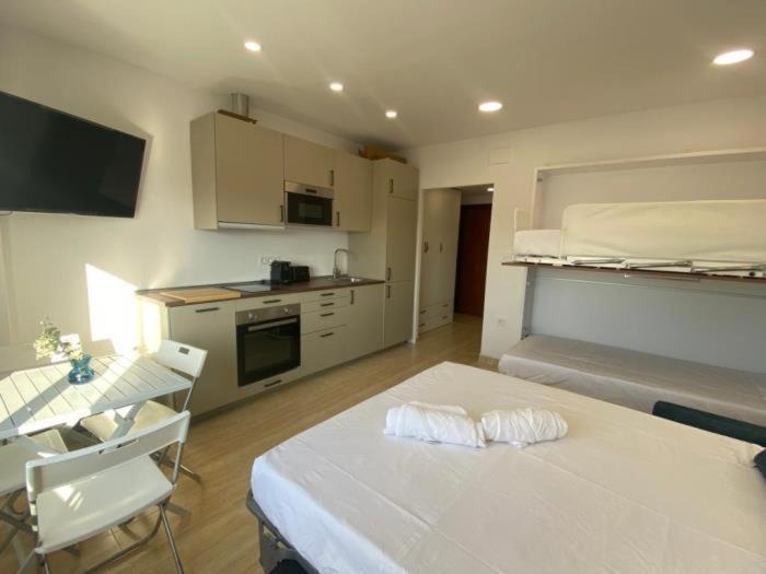 Loft En Pleno Centro De La Ciudad Lejlighed Alicante Eksteriør billede